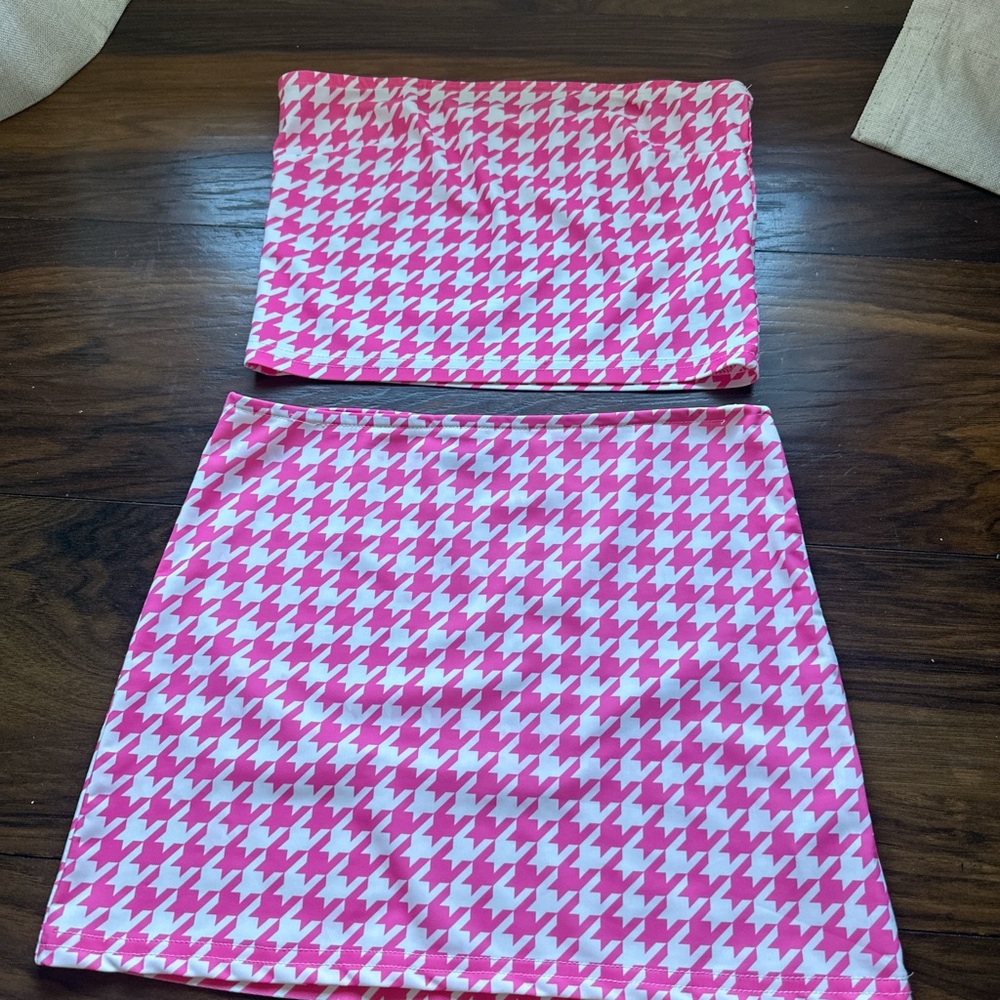 Edikted Pink and White Houndstooth Skirt